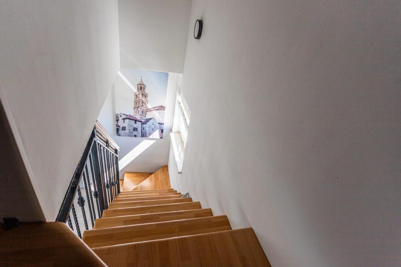 Ferienhaus Maestral - Kastel Kambelovac Каштела Екстер'єр фото